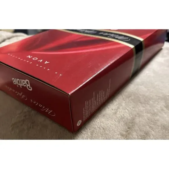 Vintage 1998 Avon Collector Edition Winter Splendor Barbie Doll, Blonde Nib - Picture 7 of 8